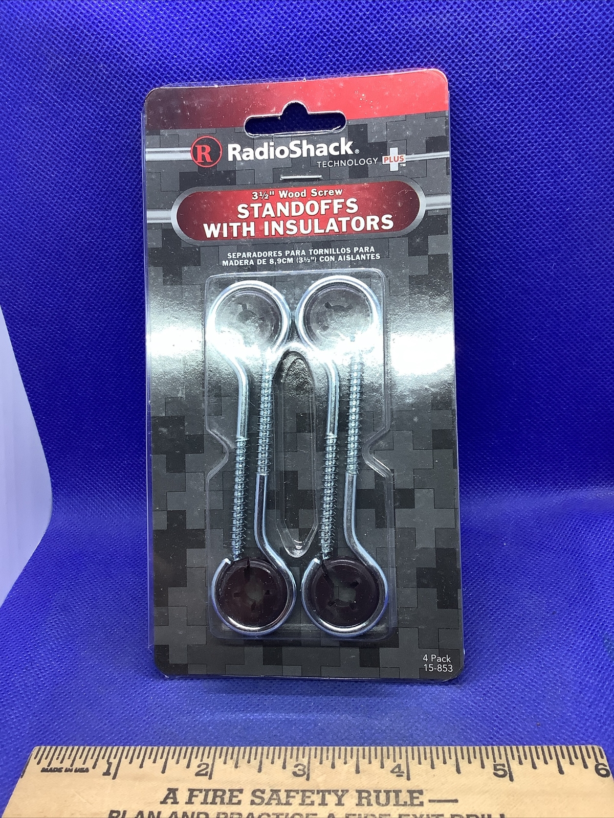 RadioShack 3 1/2 ” Wood Screw Standoffs With Insulators No. 15-853 4pack S7
