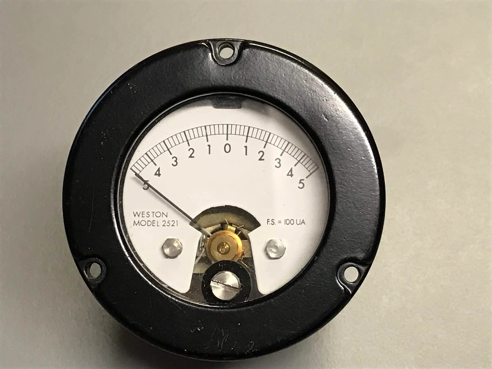 2521 – WESTON – Meter, Arbitrary 0-5, 2 5/8″ Dia
