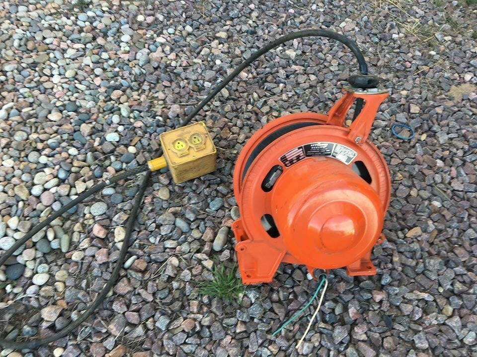 Appleton Reelite Waterproof Cable Reel – Local Pickup Free – Colorado
