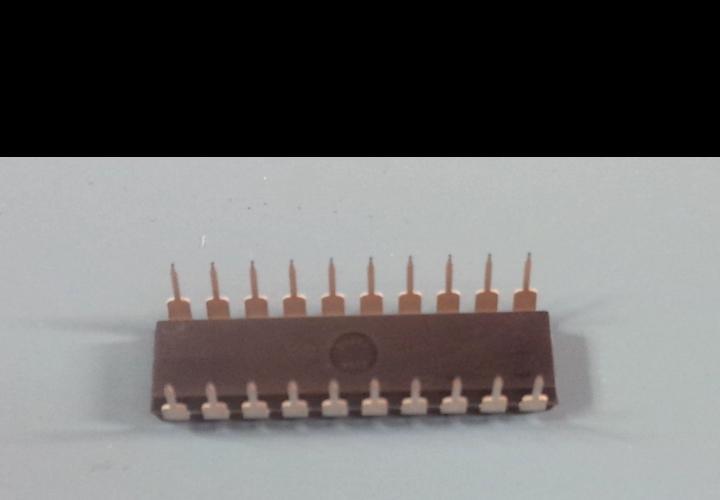 LOT OF (72) NEW MOTOROLA MC74HCT240AN Driver/Buffer Device, Dual, 4-Bit, 20 DIP