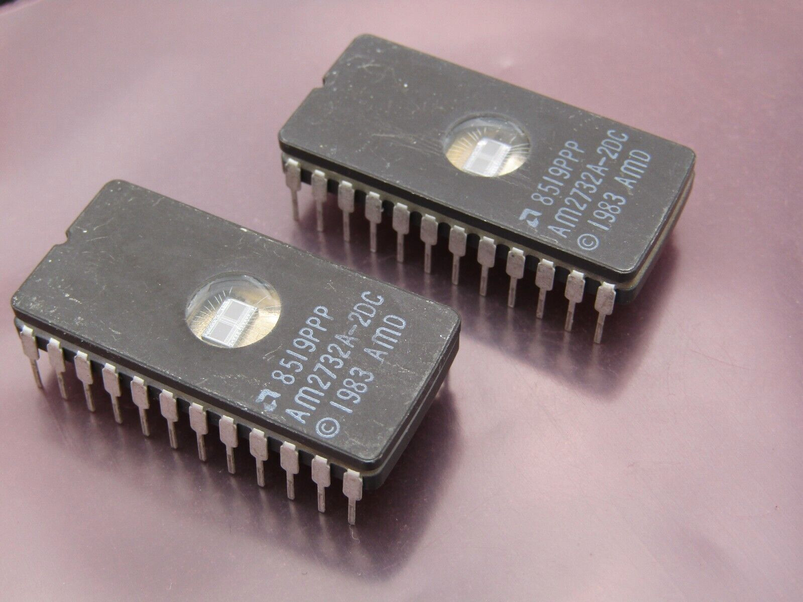 ( 2 PCS ) AM2732A-2DC EPROM, 4KX8, 300ns, MOS, CDIP24 — NOS 2732