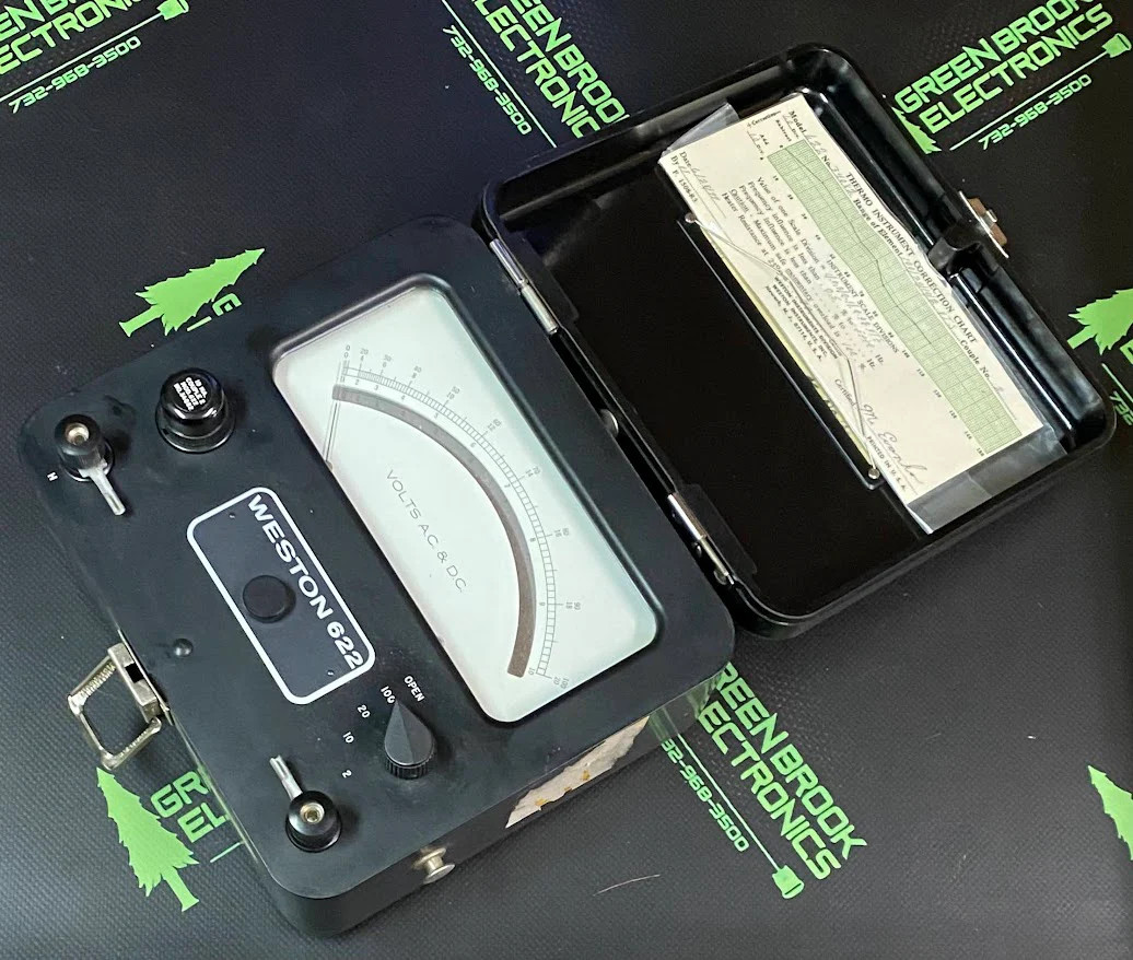 MODEL 622 – WESTON INSTRUMENTS – AC AND DC VOLTMETER 0-100V, 0-20V, 0-10V SCALES
