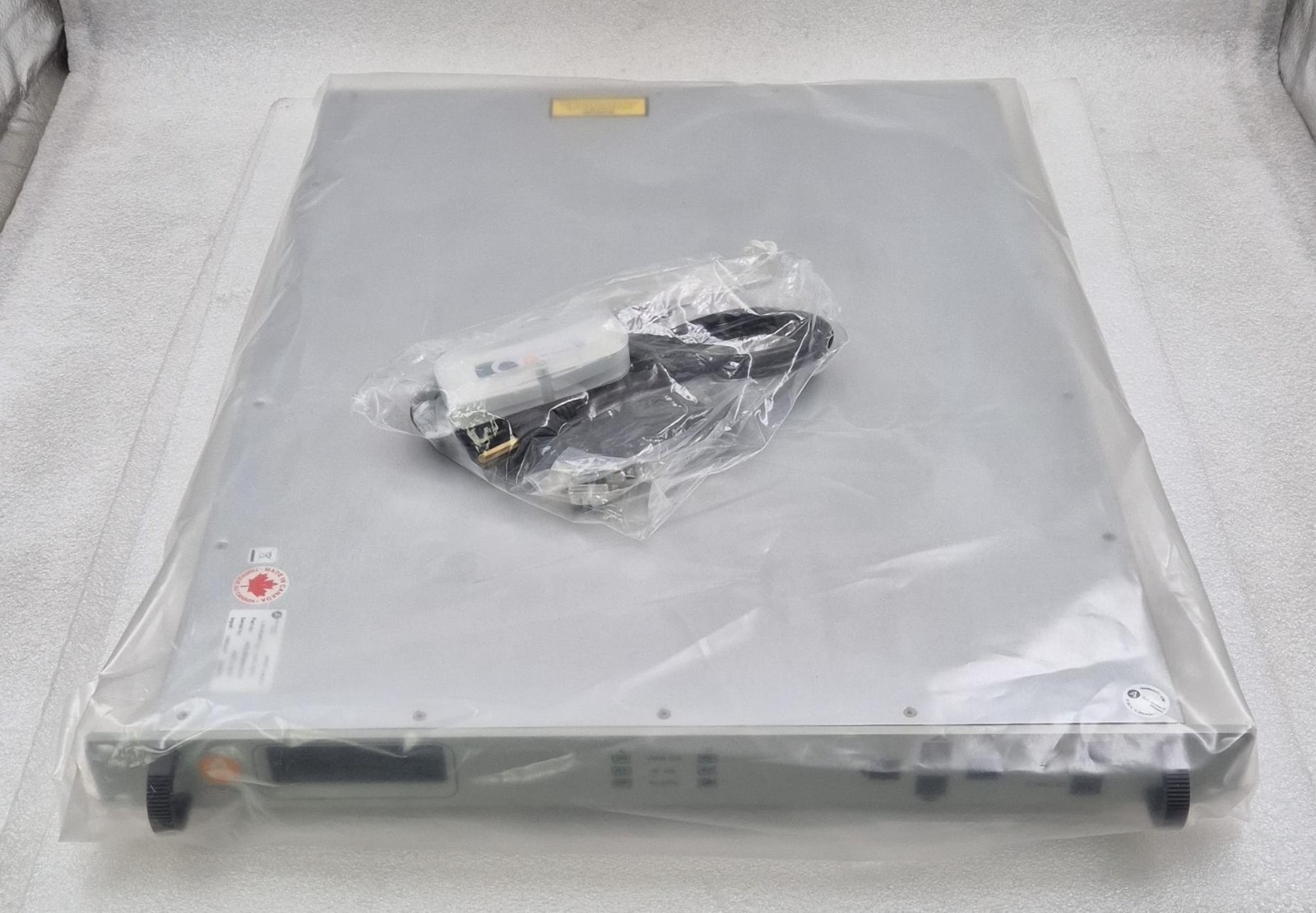 Advantech ARMT-LKuK3 A7D-BF00002000 Ku-Band Block Frequency Converter