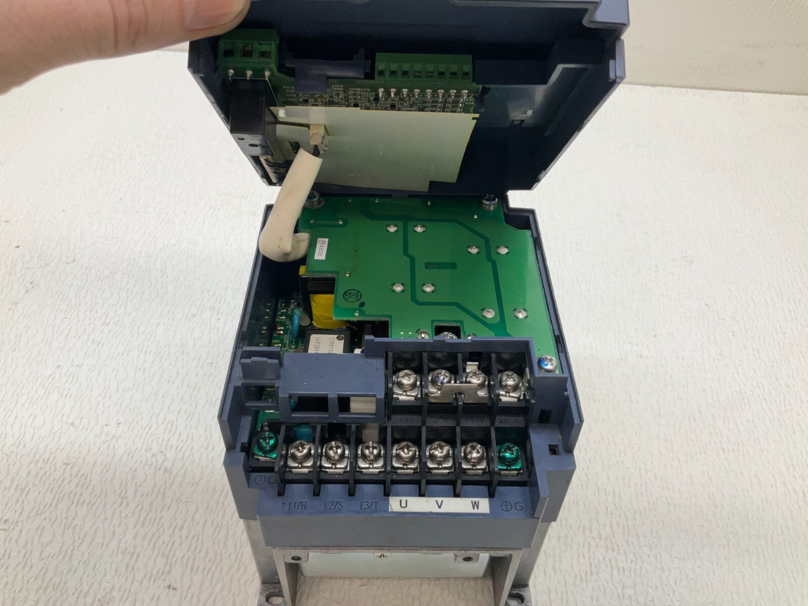 GE Fuji Electric 6KXC143002X9A1 AF-300 Mini Drive 380-480 V 3 Ph (TSC)