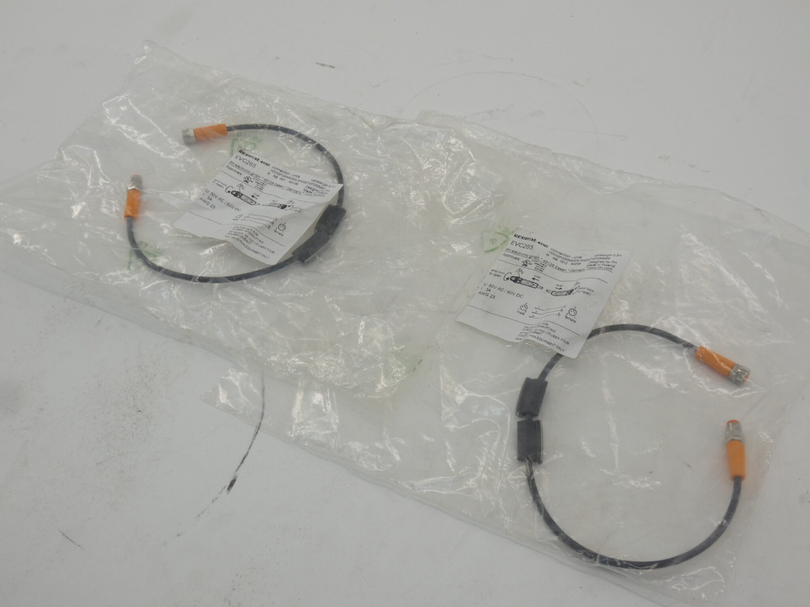 *Lot of 2* IFM Electronic Connector Cable 0.3M 50VAC/60VDC 3A AWG 23 – NEW Su…