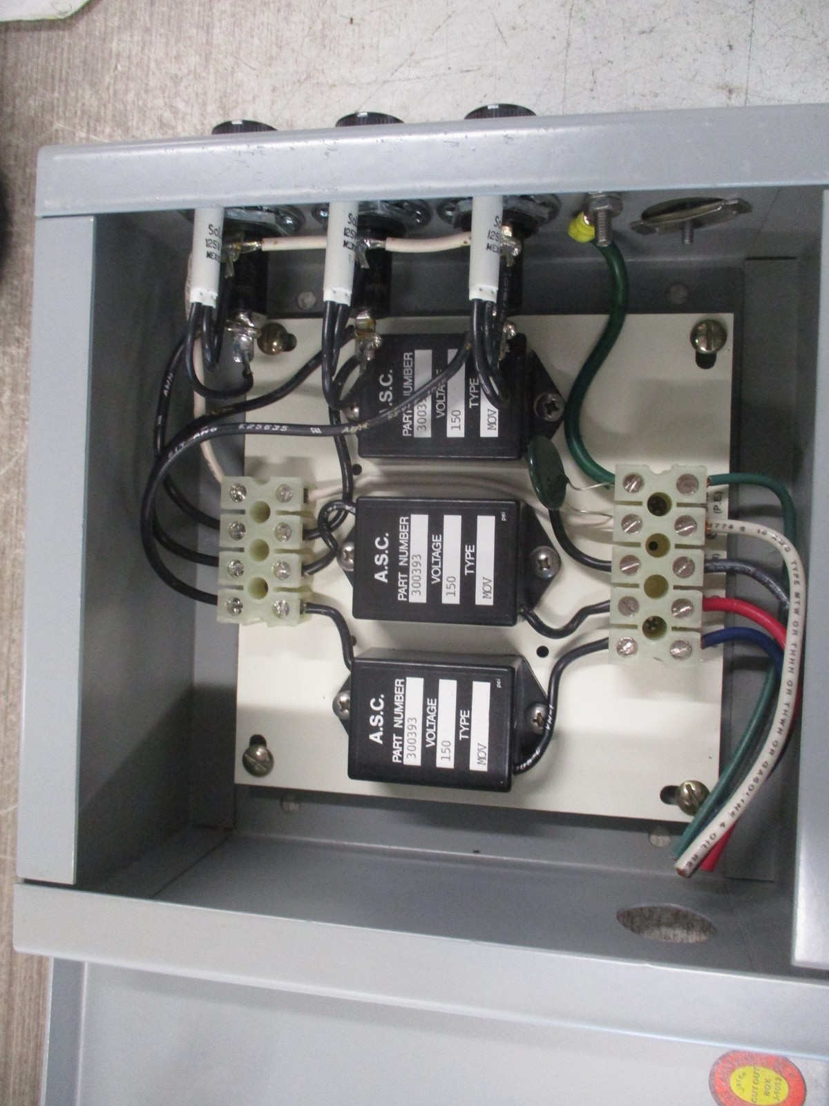 Unisys Surge Suppressor 57-5303-607 120/208V 47-63Hz 3Ph