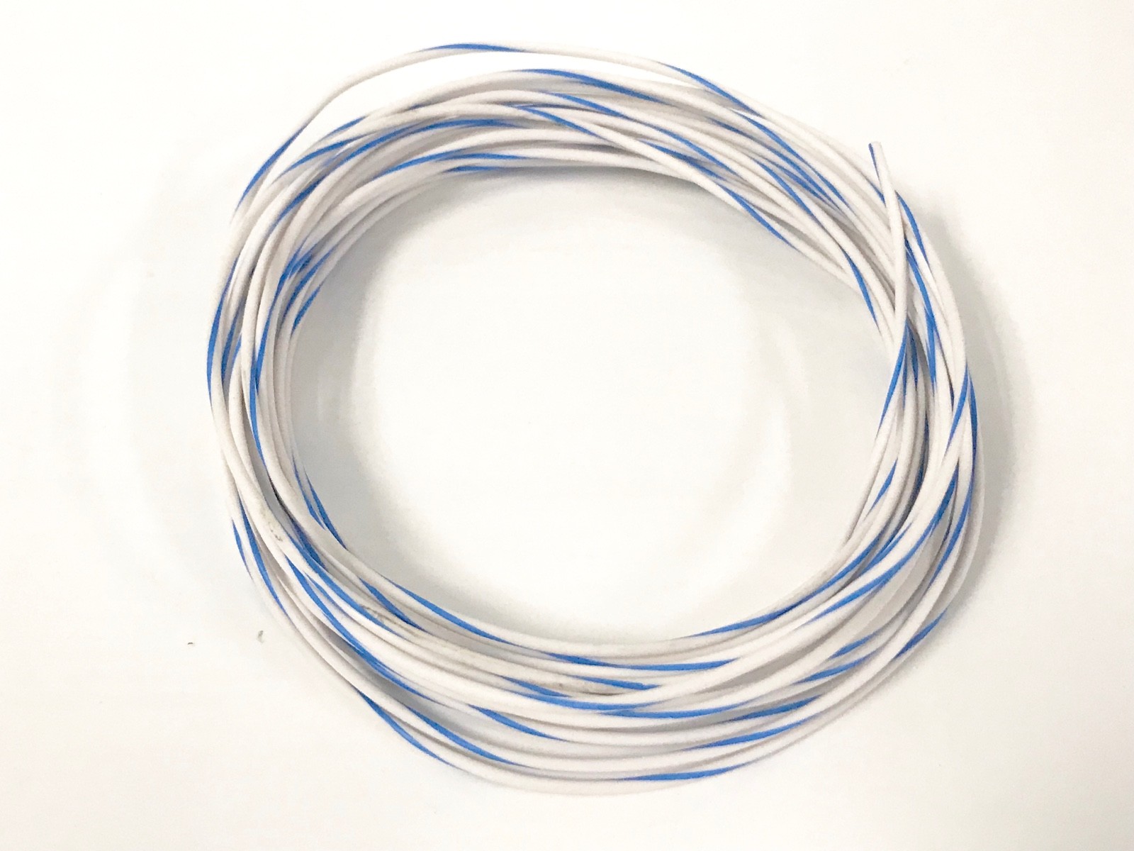 18 GAUGE AWG PRIMARY WIRE 100 FT COPPER POWER GROUND MTW WHITE W/ BLUE STRIPE
