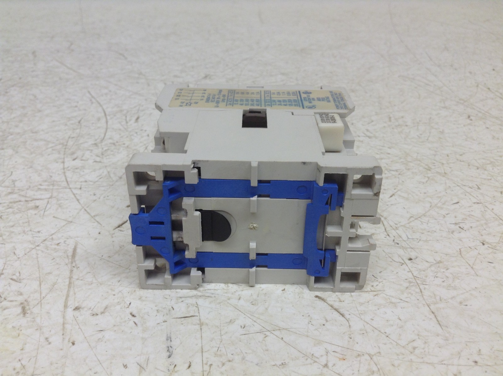 Cutler Hammer D15CR40 Relay 110/120 VAC Coil (OK)