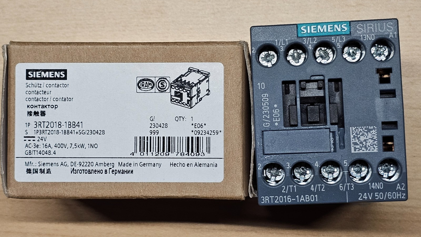 SIEMENS 3RT2018-1BB41 Power Contactor