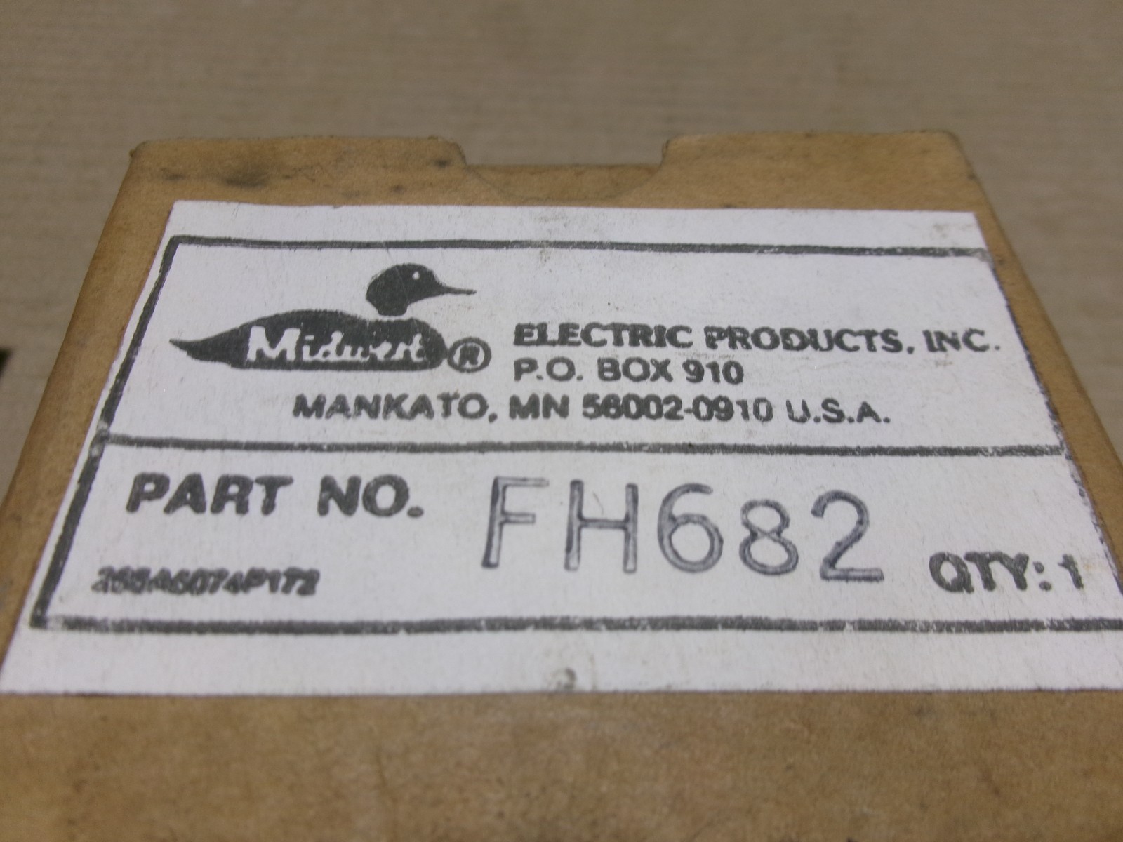 Midwest FH682 Disconnect Fuse Pull Out Double 60 Amp AK