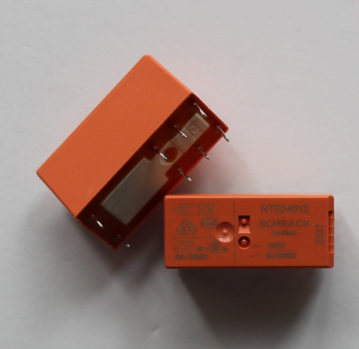 10pcs RTE24012 RT424012 Relay