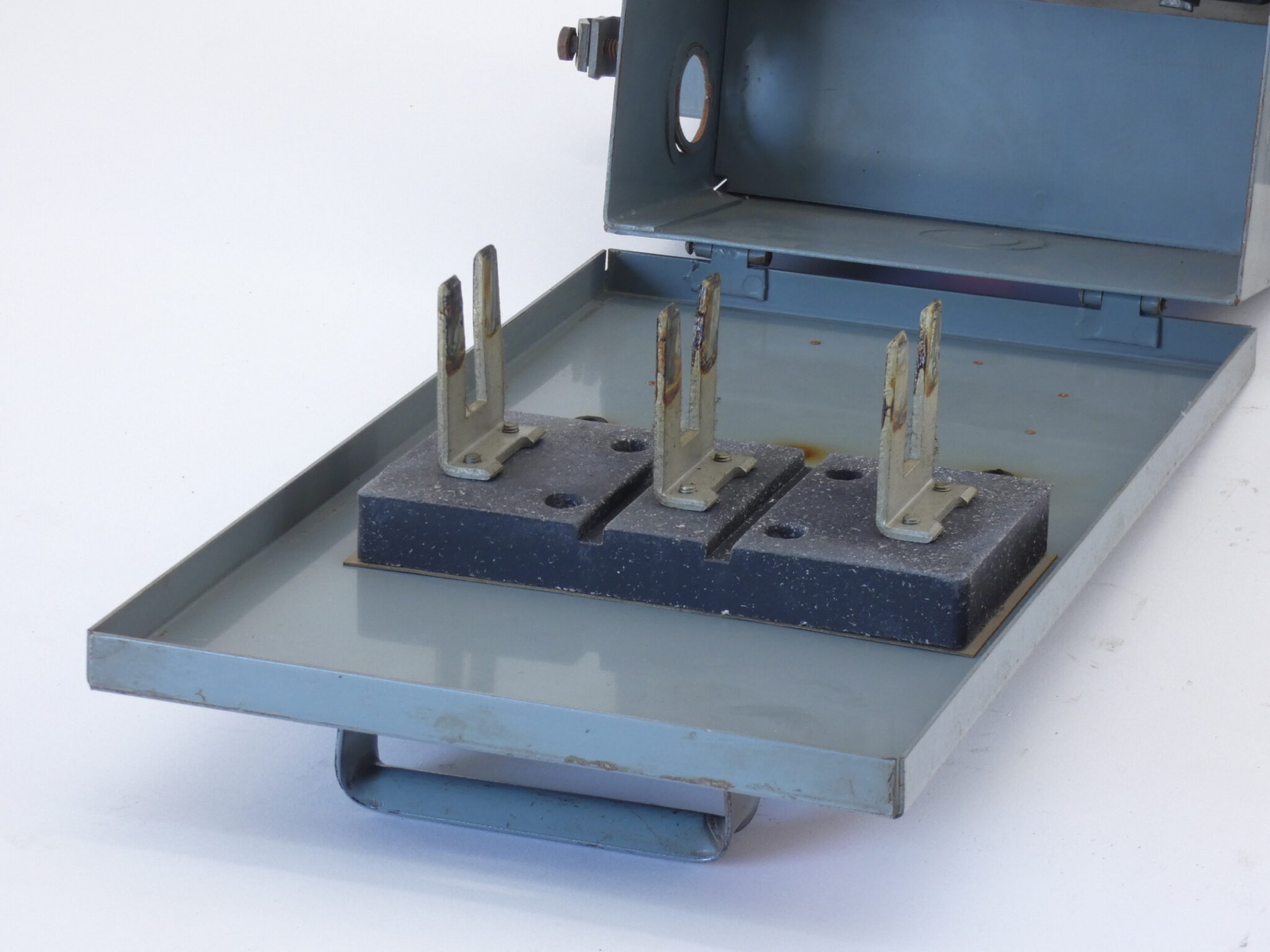 Westinghouse 1470723-A Fusible Cover Operated Bus Plug, 240VAC, 3P, 60A, 60Hz