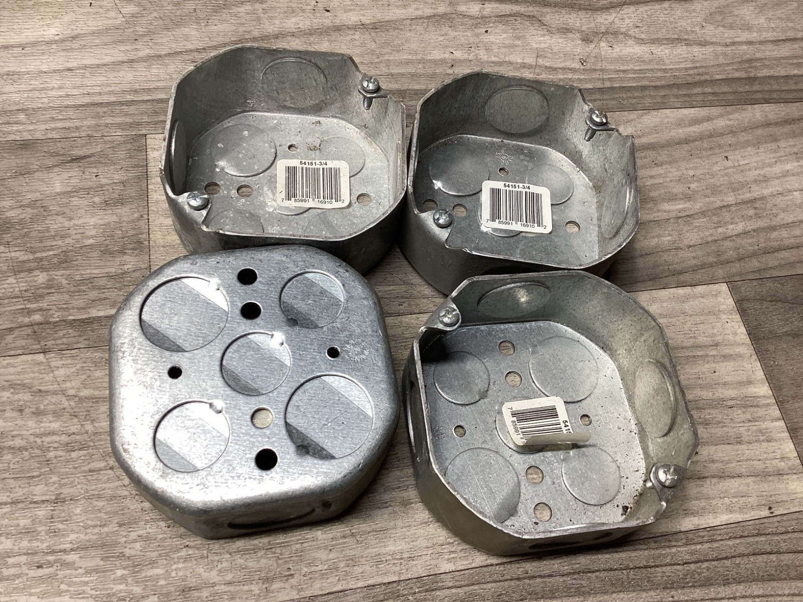 LOT OF 4 STEEL CITY 54151-3/4 Steel, Wall/Ceiling Mount, Octagon Box #113B129PR3