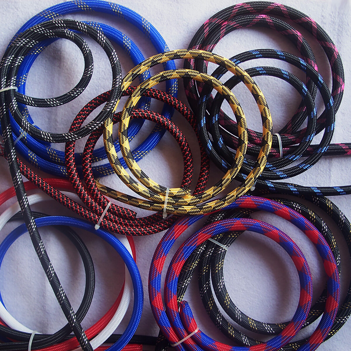 Black Pink Mixed Weave Sleeve PET Expandable Braided Tube