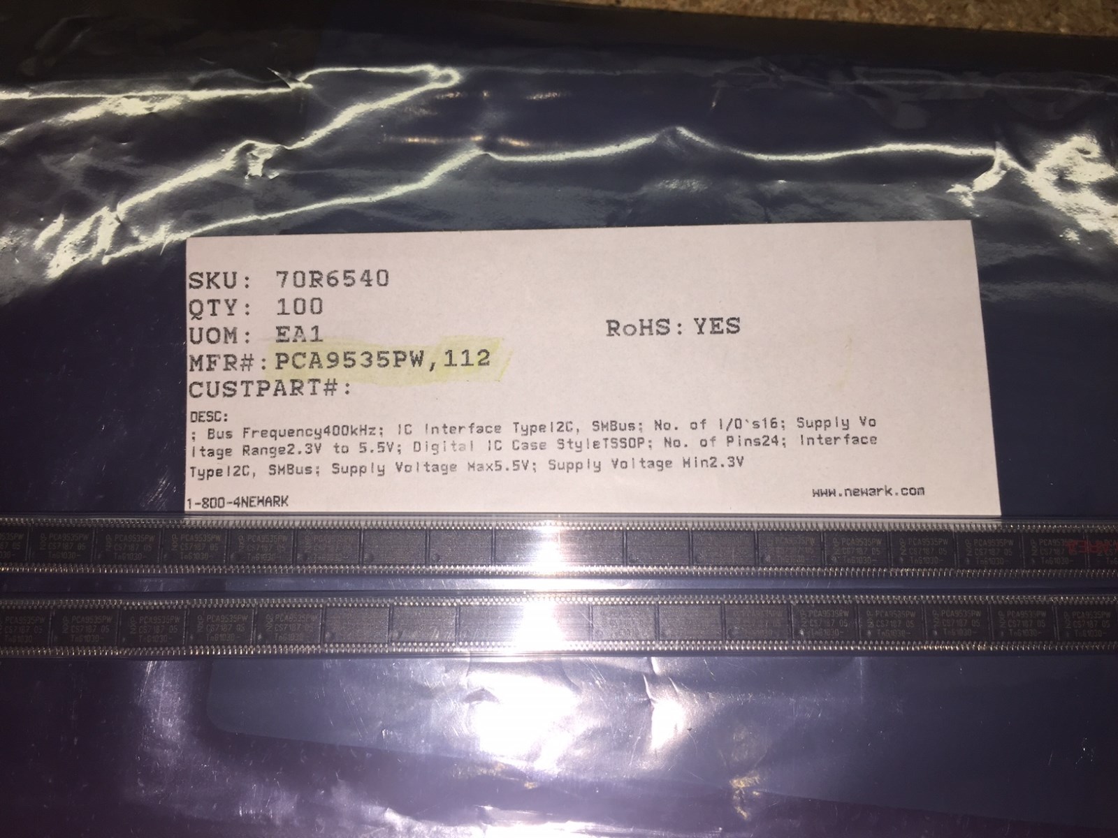 (250 PIECE LOT) PCA9535PW, NXP, I2C/SMBus GPIO Expander 5.5V 24-Pin TSSOP