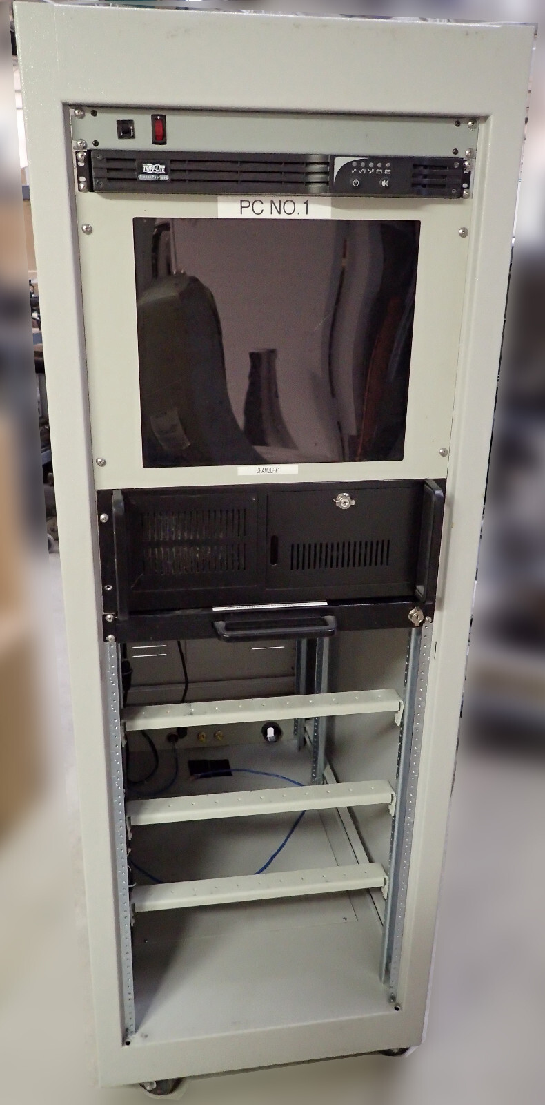 CIRCUIT CHECK INC BRN-20272 RACK CABINET 19″ POWDER COATED w/ CASTERS, HARDWARE+