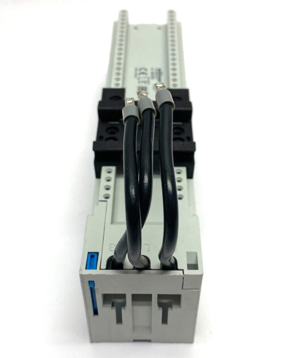Wöhner 32430 EQUES 60-Classic Busbar Adapter w/ Adjustable Mounting Rail
