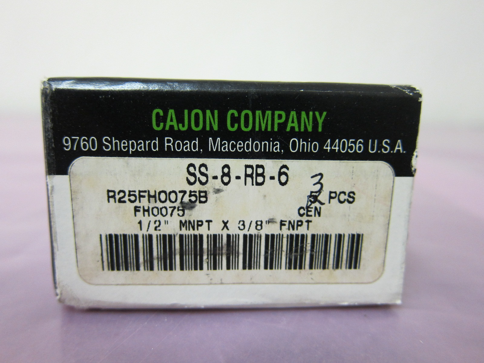 3 Swagelok, Cajun SS-8-RB-6 1/2″ MNPT X 3/8″ FNPT 401912