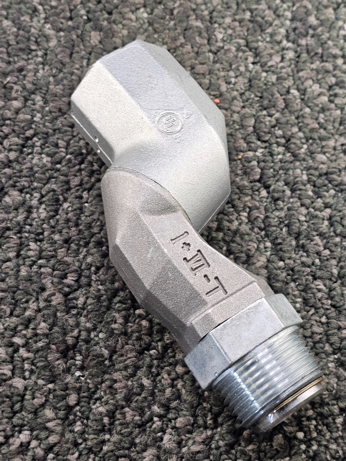 Husky MYQ590 Multi-Plane Swivel Fuel Nozzle Swivel Joint