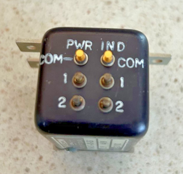 Wavecom RF Coaxial Switch SMA 28VDC Loral Microwave 130-B237-A1D-2B1