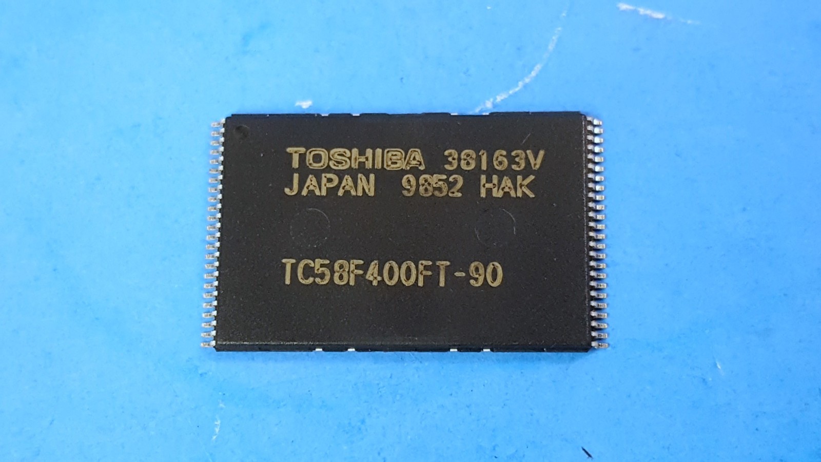 One Pc- IC Flash Memory, TC58F400FT-90, TOSHIBA, 48PIN