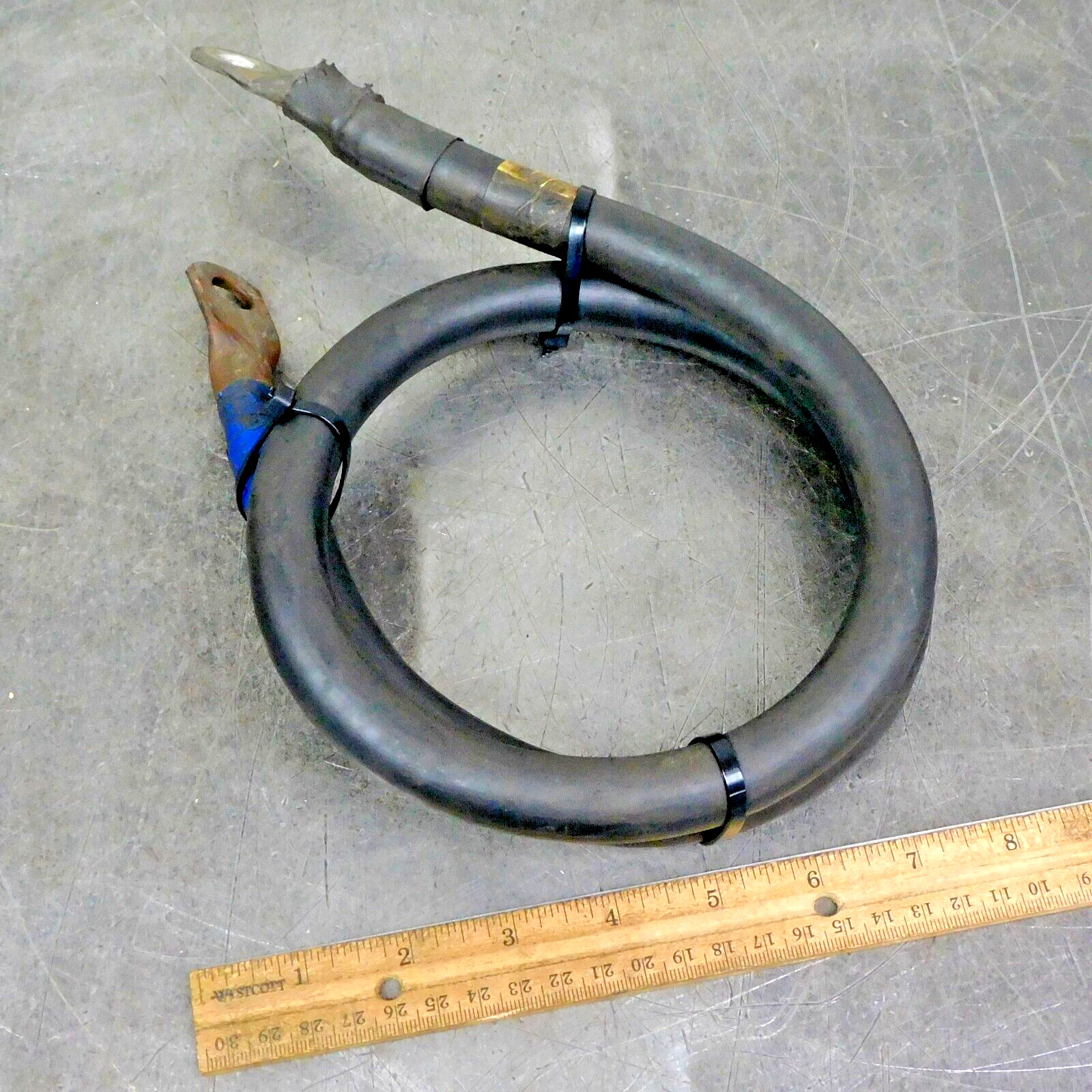 Miller Electric Essex 4/0 Welding Cable 600V 105° C 40″ Length
