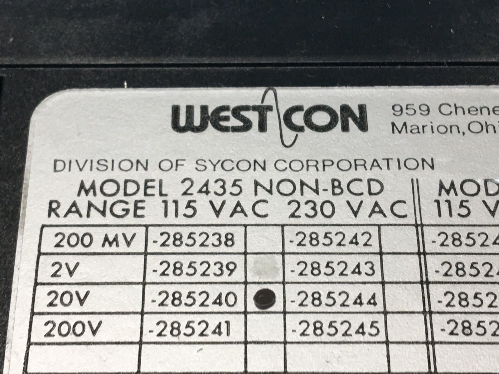 Weston Counter 2435 NON-BCD Digital Panel Meter Runs 115VAC 0-2V, 153252