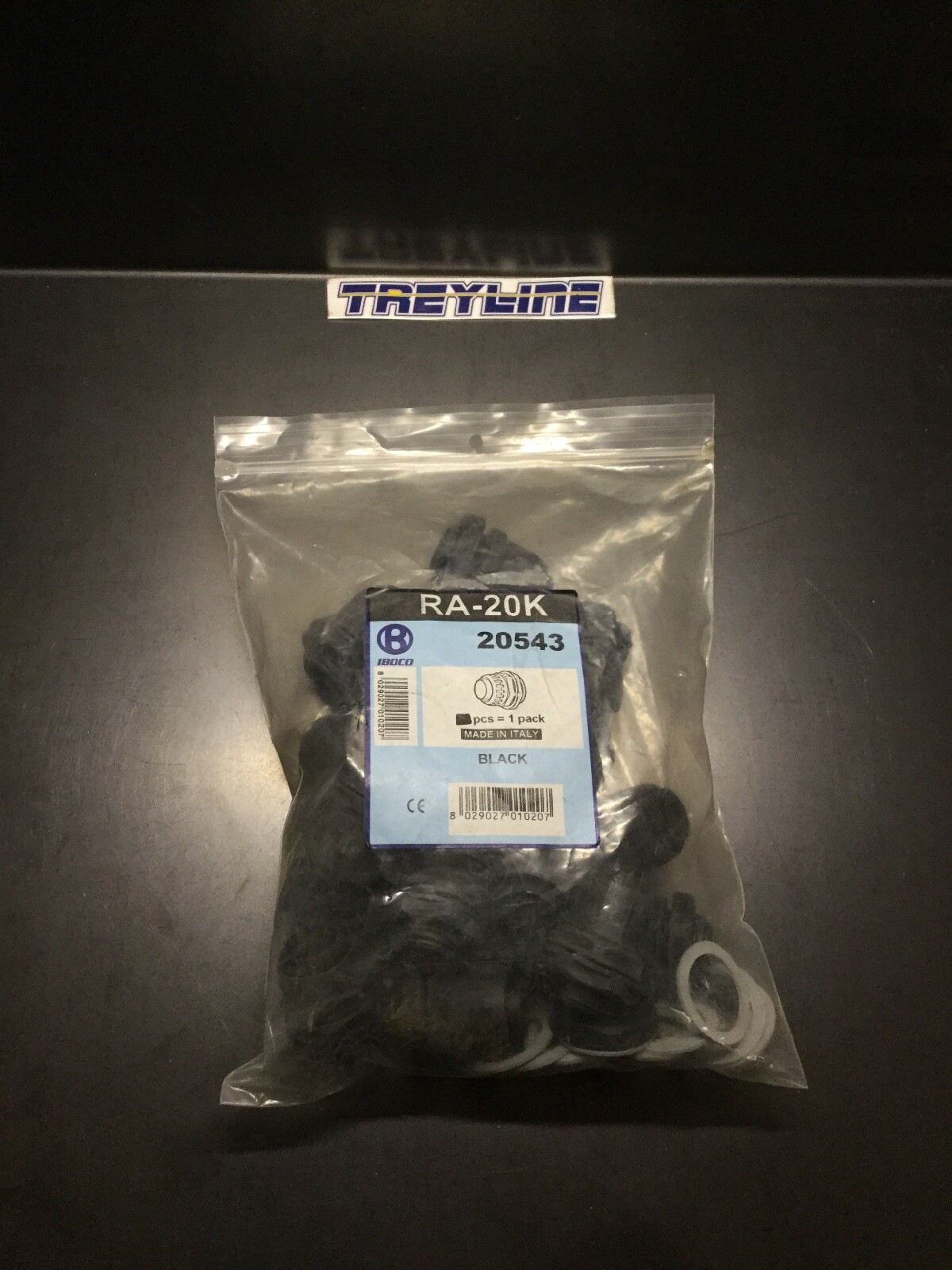 LOT OF 18, IBOCO, RA-20K, CONNECTOR, 20543, BLACK. (22E-3)