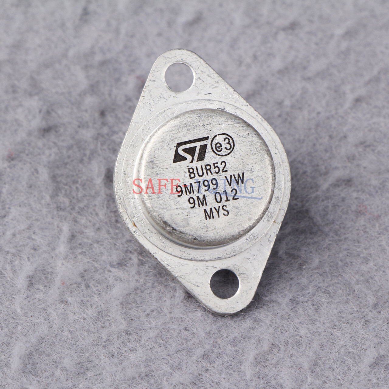 1PCS ST BUR52 Encapsulation:TO-3,HIGH CURRENT NPN SILICON TRANSISTOR NEW