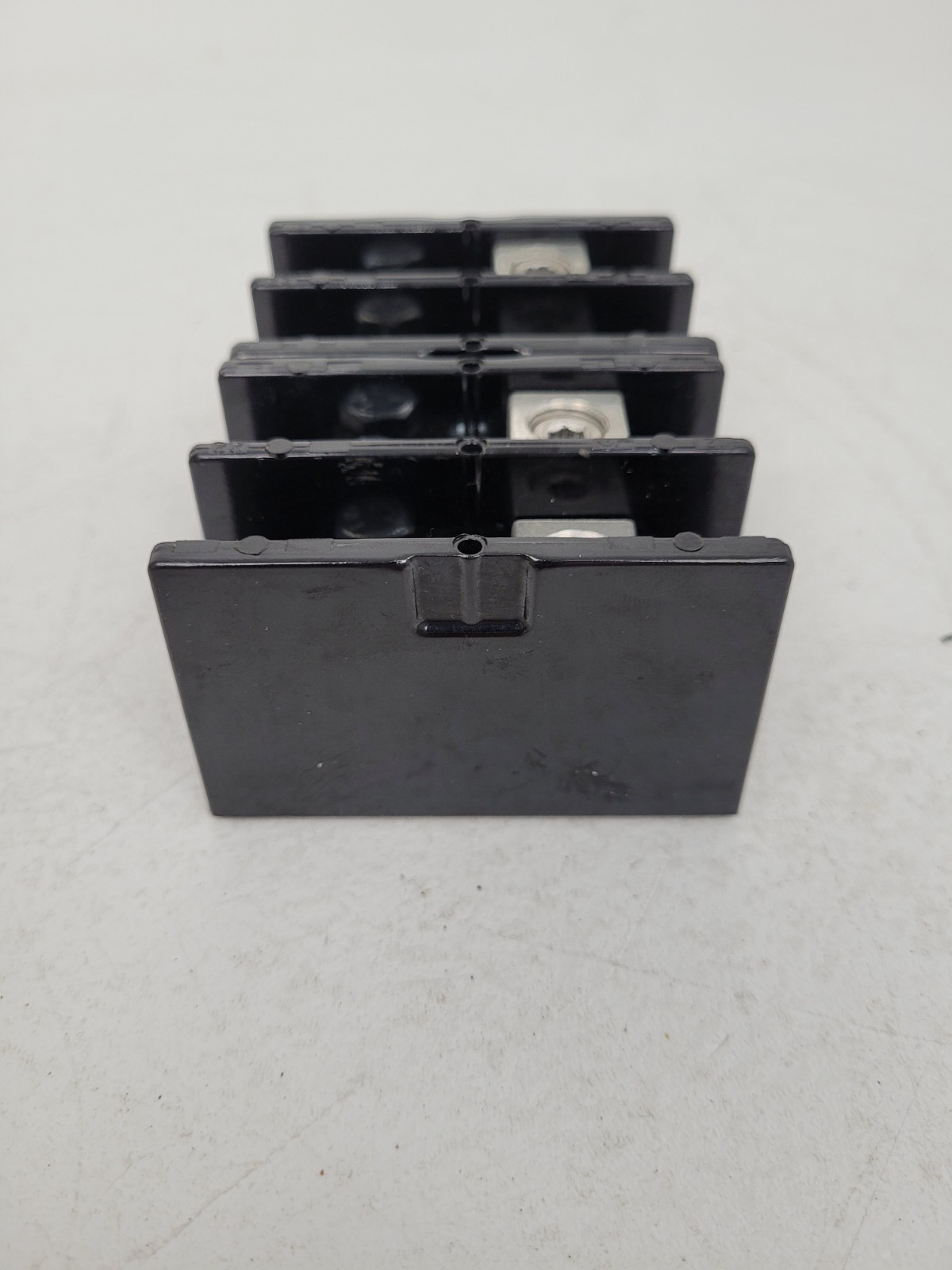 (Lot of 2) 1422553 Marathon Power Distribution Block 600V 175A – Next Day Option