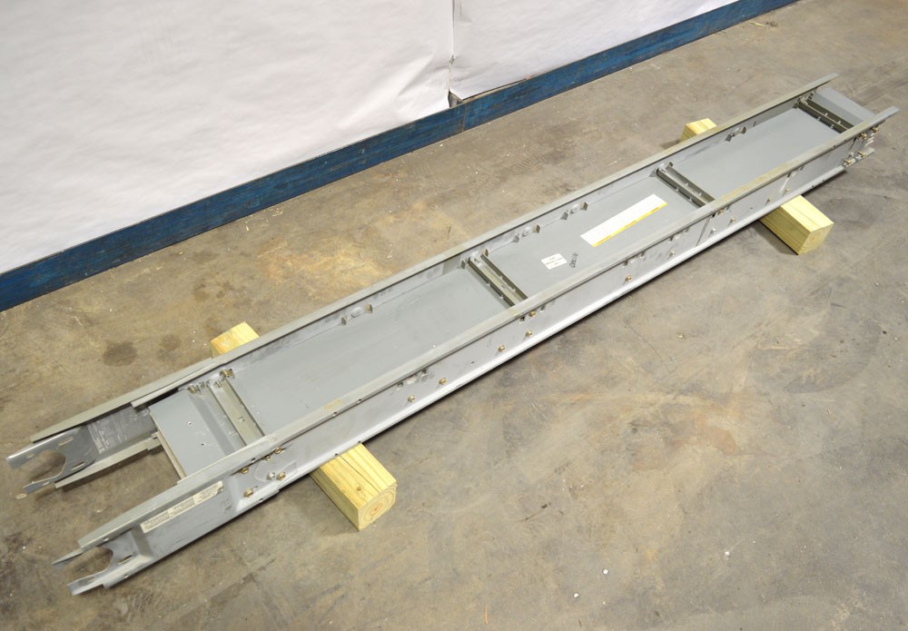 Square D 1600-Amp I-Line II 7′ Plug-In Busway Aluminum Strt Duct AFH2516G7ST