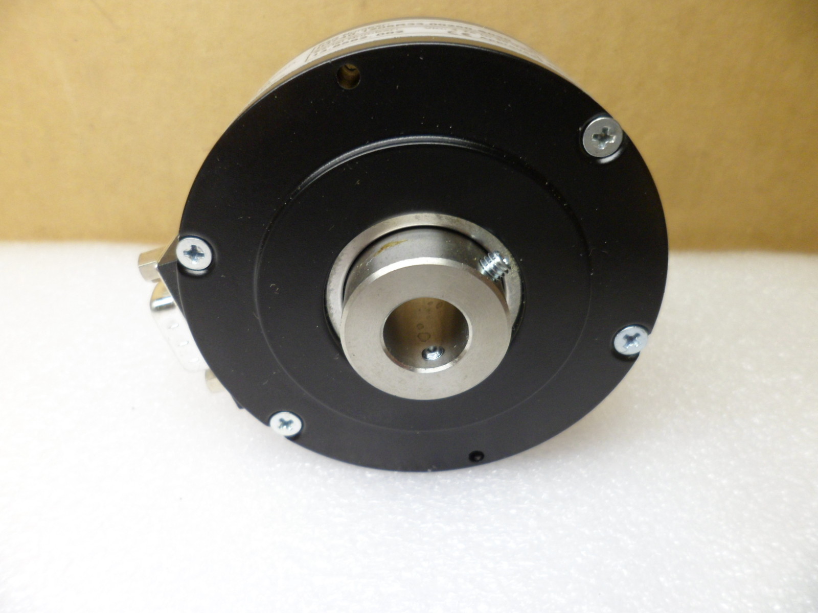 INDUSTRIAL ENCODER IH740.1206R33.00250.S030 INCREMENTAL ENCODER NOS Free Ship !