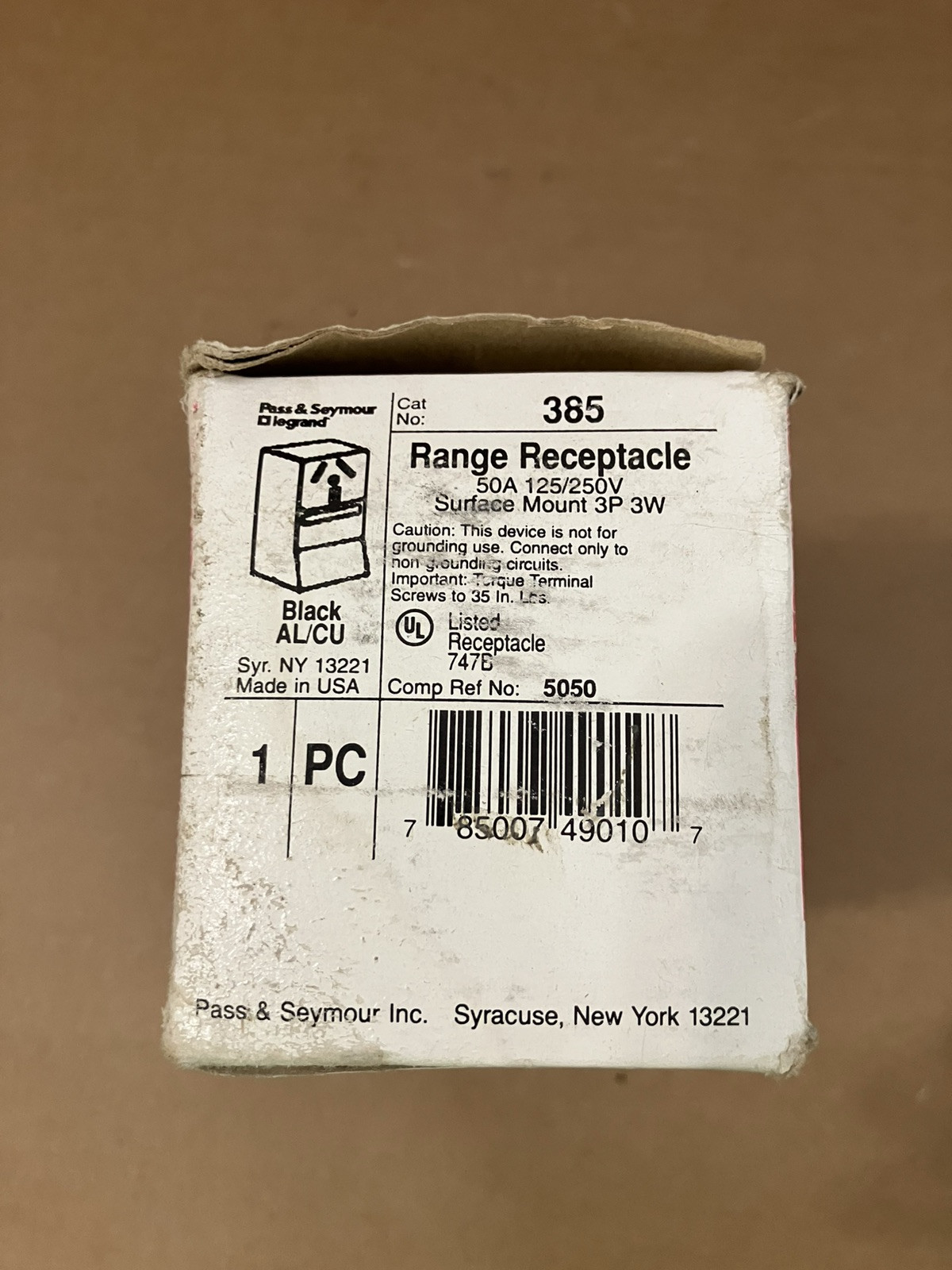 NOB Pass & Seymour Legrand 385 Range Receptacle 50A 125/250V Surface Mount 3P 3W