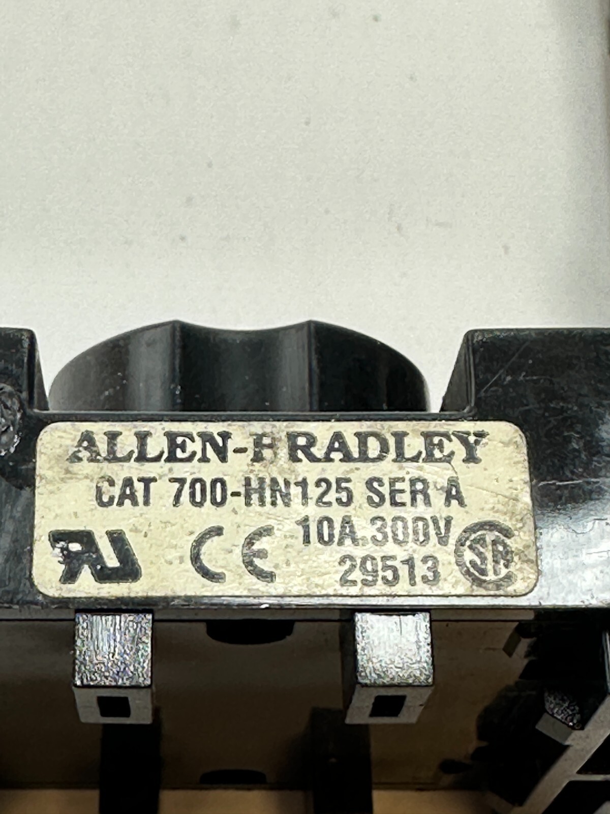 Allen Bradley 700-HN125 Relay Socket Bases (lot of 2) 1-A,300VAC 8-pin