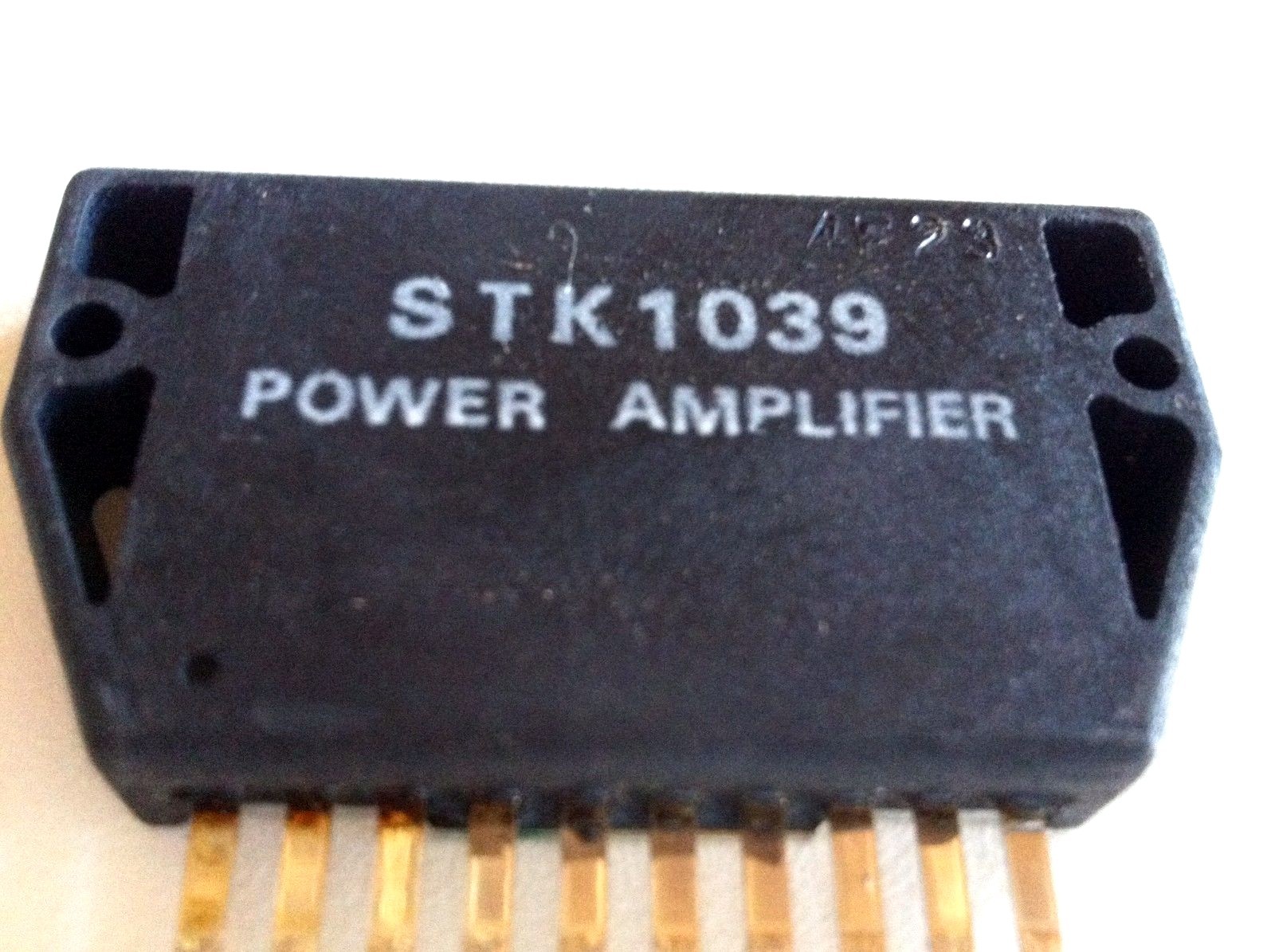 2 Pieces | Sanyo STK1039 + Heat Sink Compound | FREE Shipping within the US!