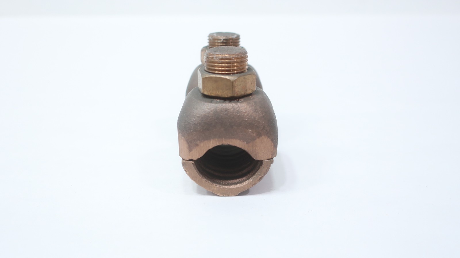 Burndy QQA40-2N Two Hole Mounting Heavy Duty Copper Lug Connector