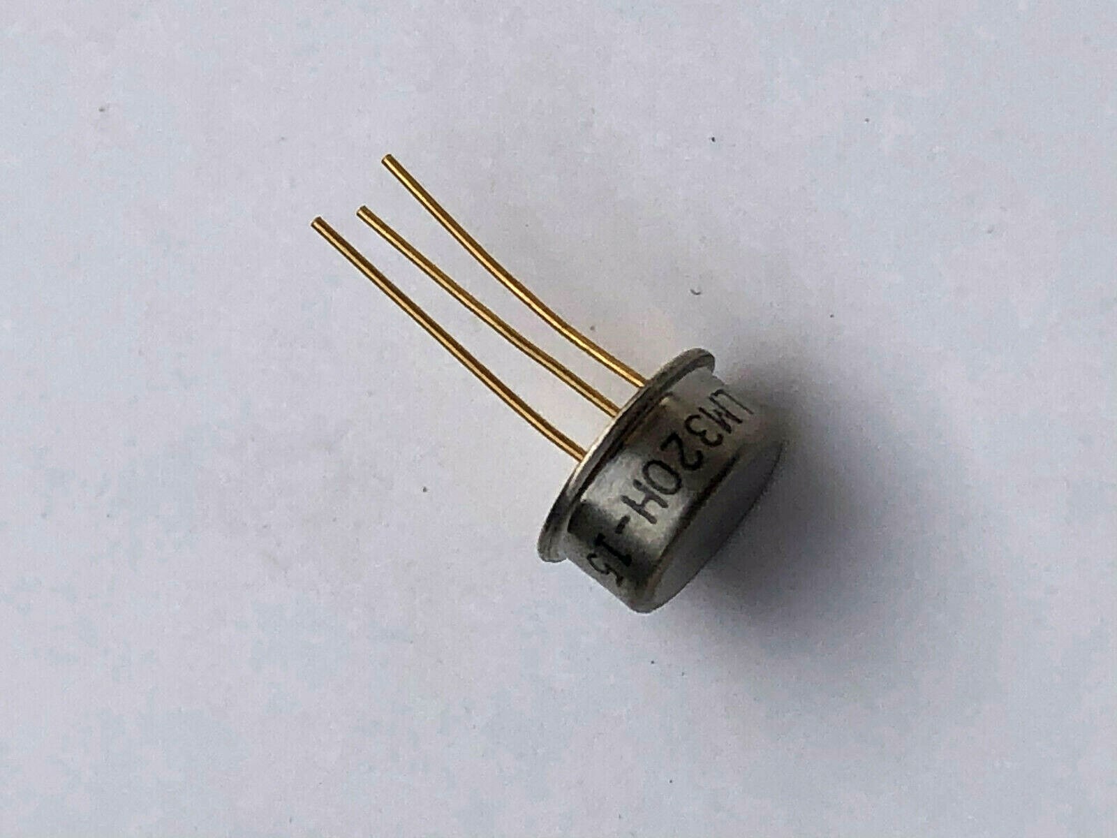 Lot of (20) National LM320H-15 Negative Voltage Regulator