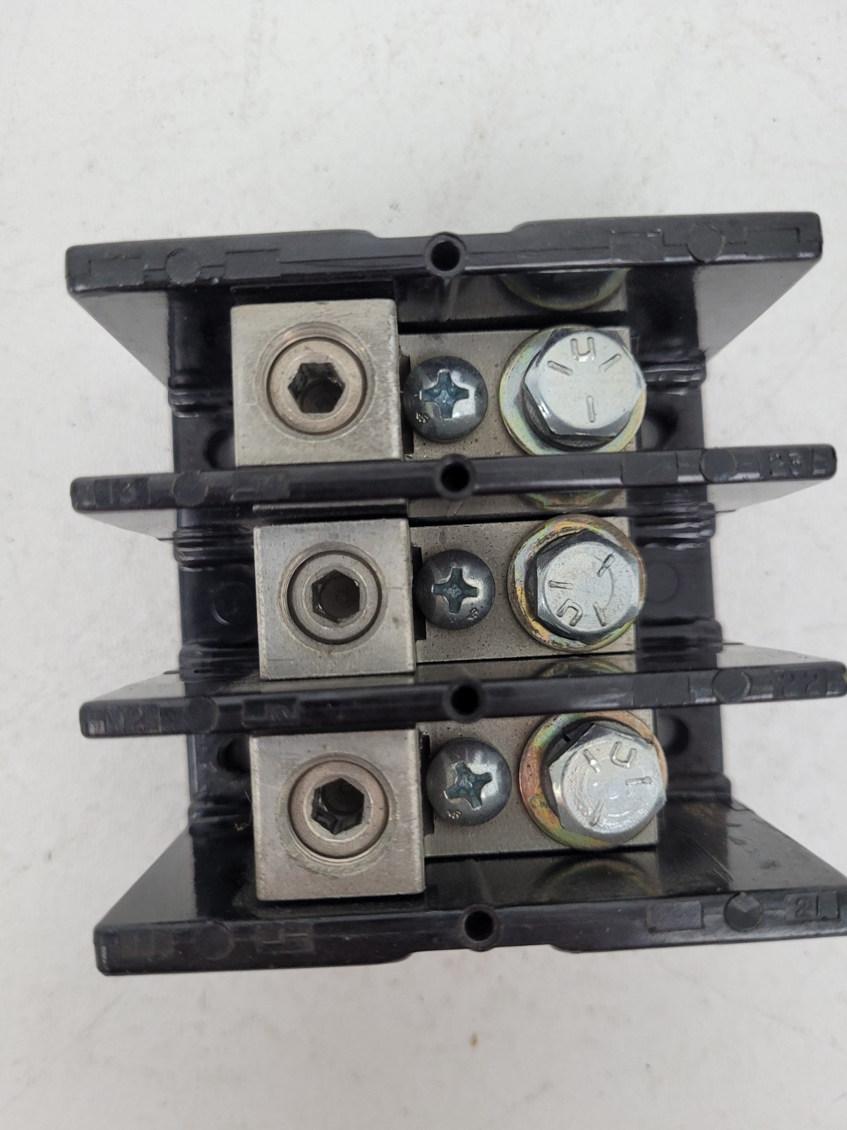 1423553 Marathon 175 Amp 600 Volt Power Distribution Block – Next Day Option
