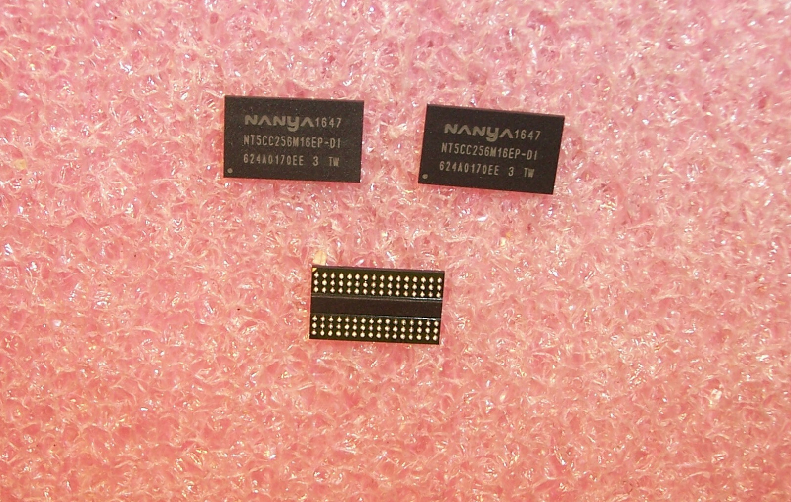 QTY (20) NT5CC256M16EP-DI NANYA VFBGA-96 4Gb DDR3 SDRAM ROHS