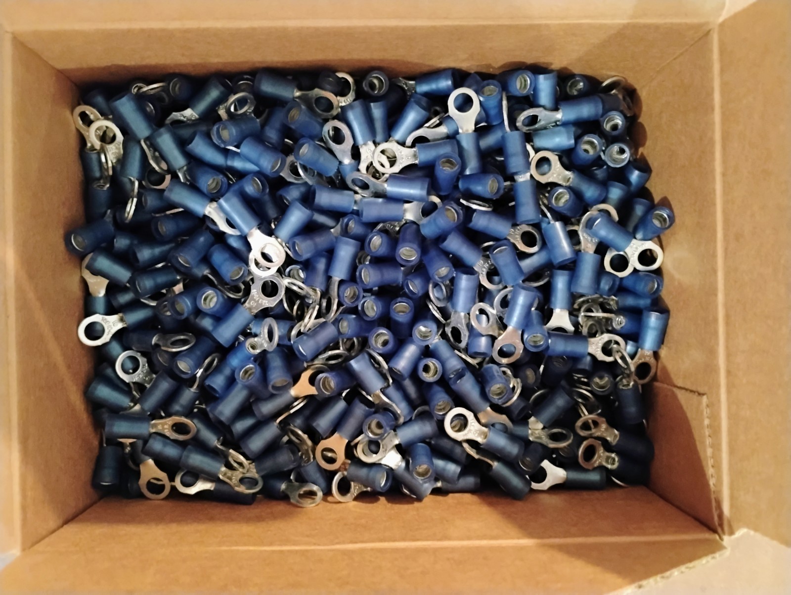 Lot Of 1000 – Ring Terminal – 18-14 AWG – #10 Stud – Insulated – STA-KON RB873