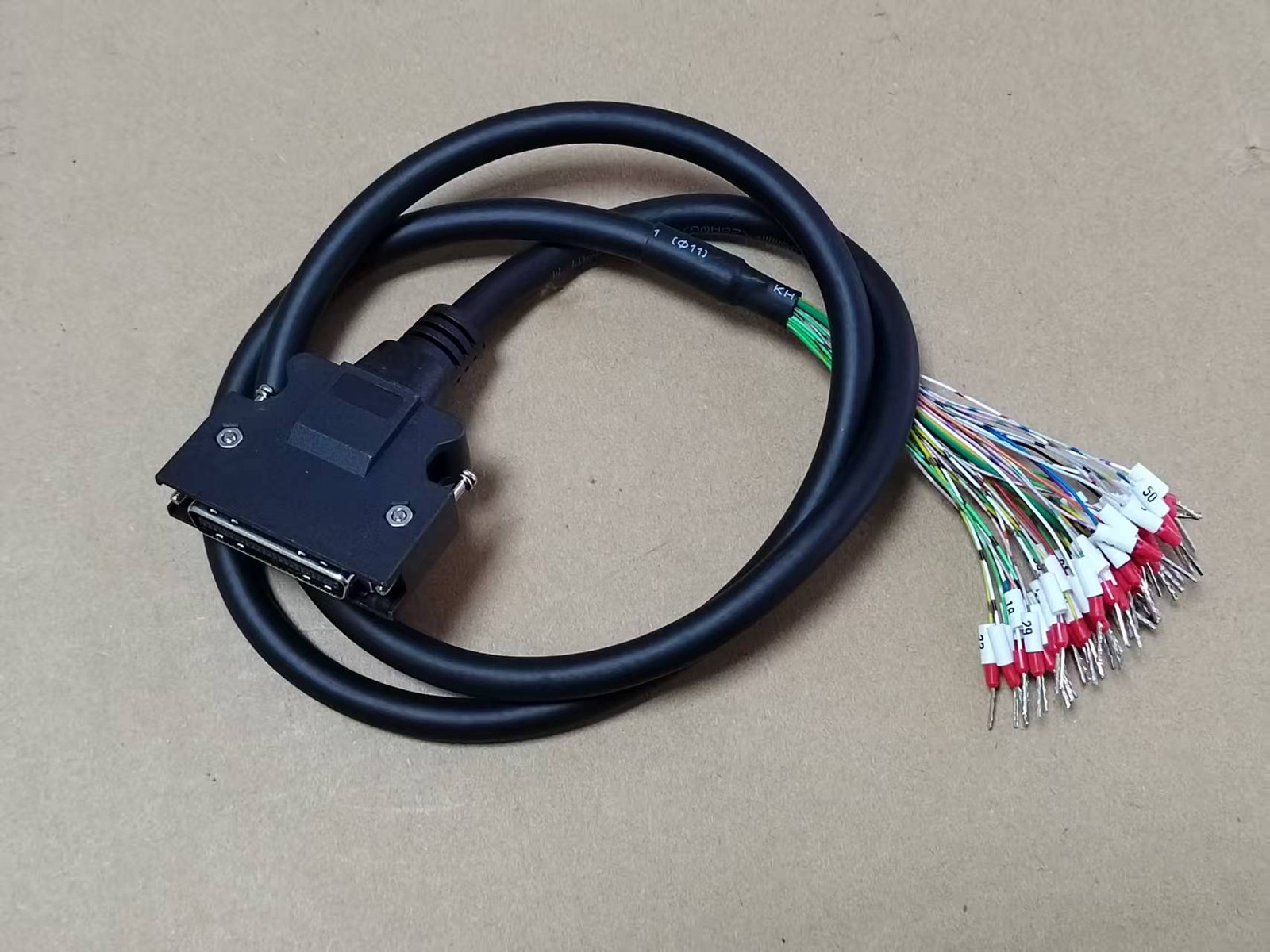 FOR 1M cable Yaskawa Mitsubishi servo connection CN1 JZSP-CSI01-1-E MR-J3CN1