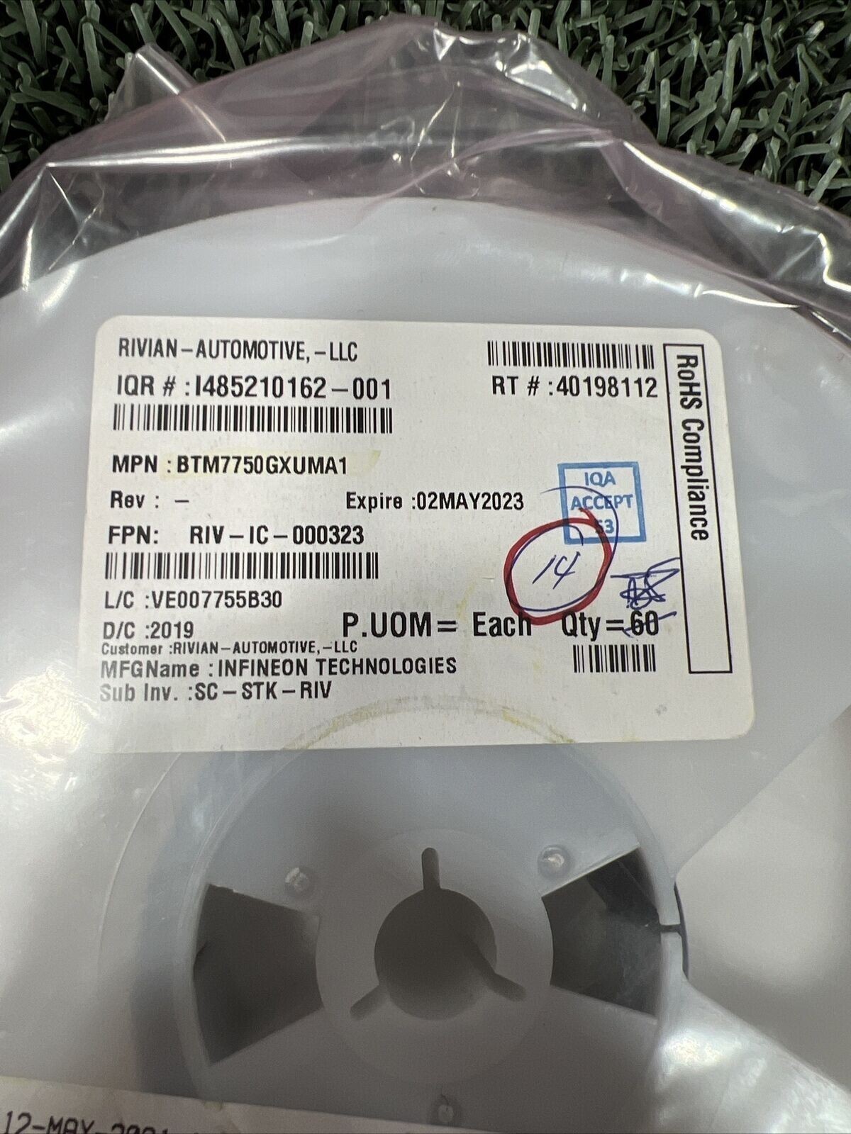 14 Pack DIGI KEY BTM7750GXUMA1 IC HALF BRIDGE DRIVER DSO28 (#161)