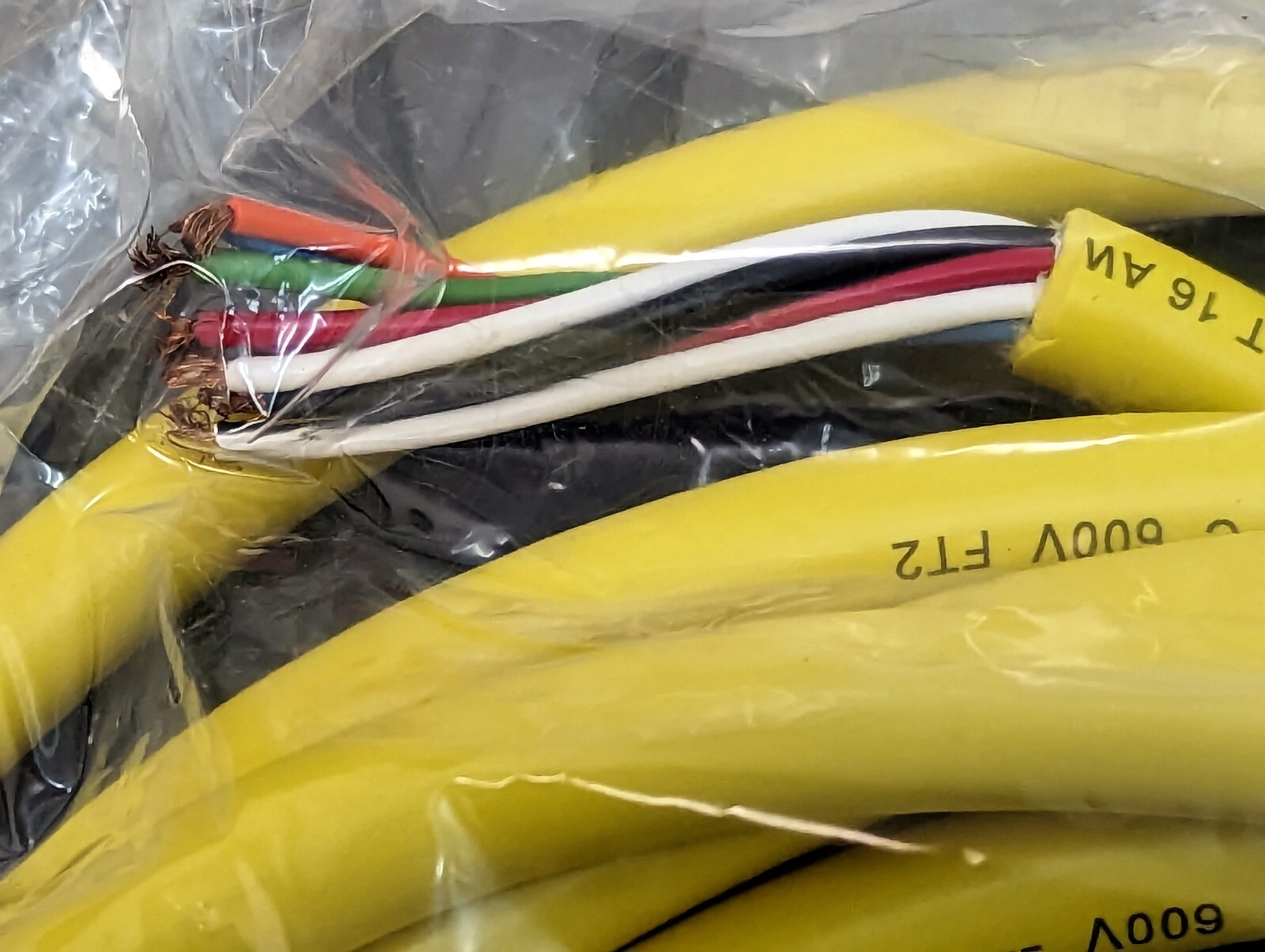 20 ft. 16AWG/8 ST00W 105˚ C 600V Mini-Change B-Size Cord Set (UL) [Z5FL]