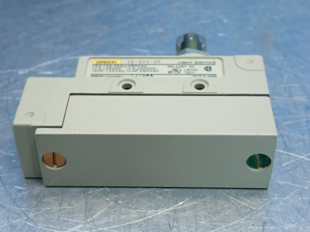 OMRON ZE-Q22-2S GENERAL PURPOSE ENCLOSED LIMIT SWITCH 05250400097