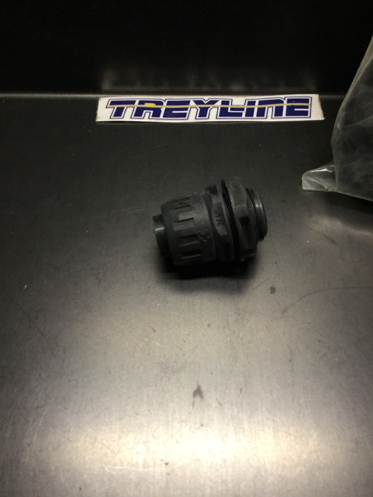 LOT OF 18, IBOCO, RA-20K, CONNECTOR, 20543, BLACK. (22E-3)