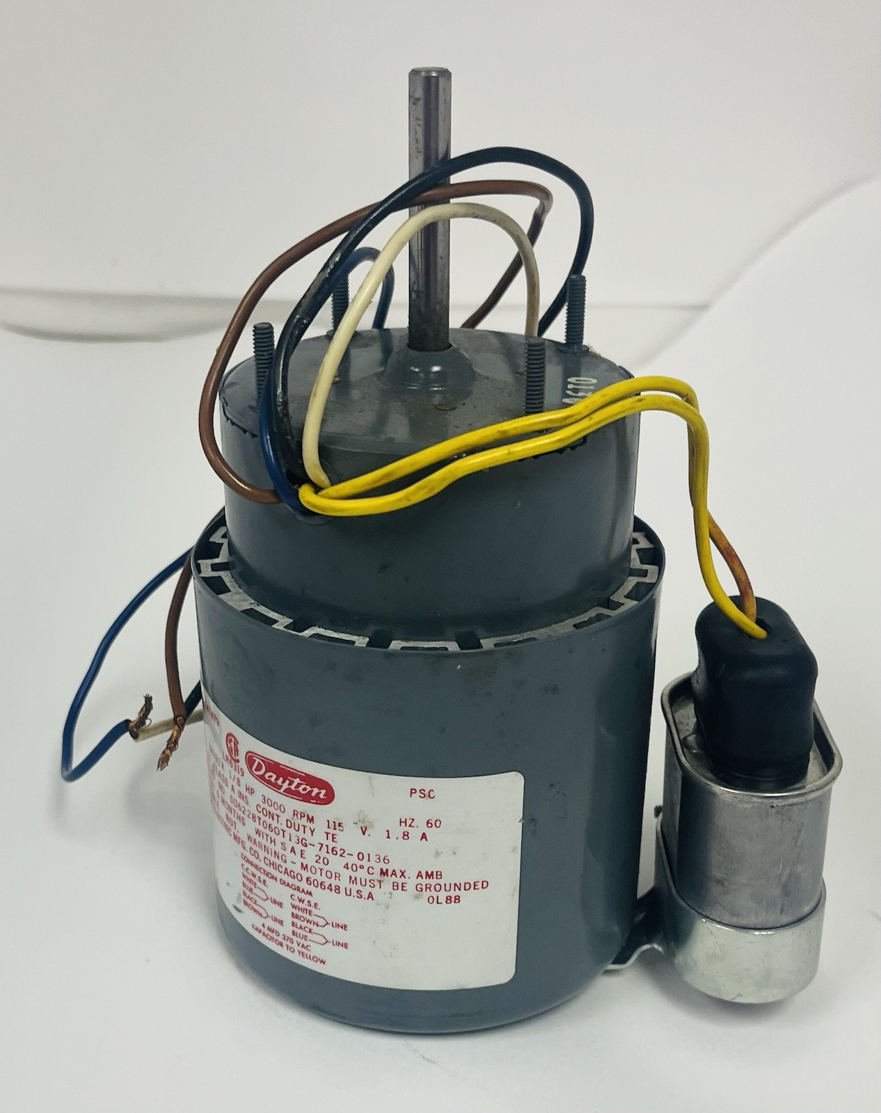 GRAINGER DAYTON NO. 3M292 3000 RPM 1/8 HP 1.8 AMP 115 VAC 1 SPEED