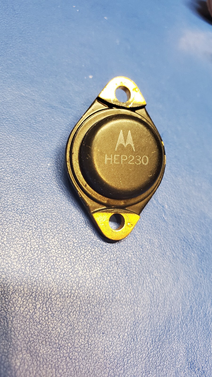 HEP230 MOTOROLA Ge PNP Audio Frequency Power Amplifier Black And Gold. Gorgeous