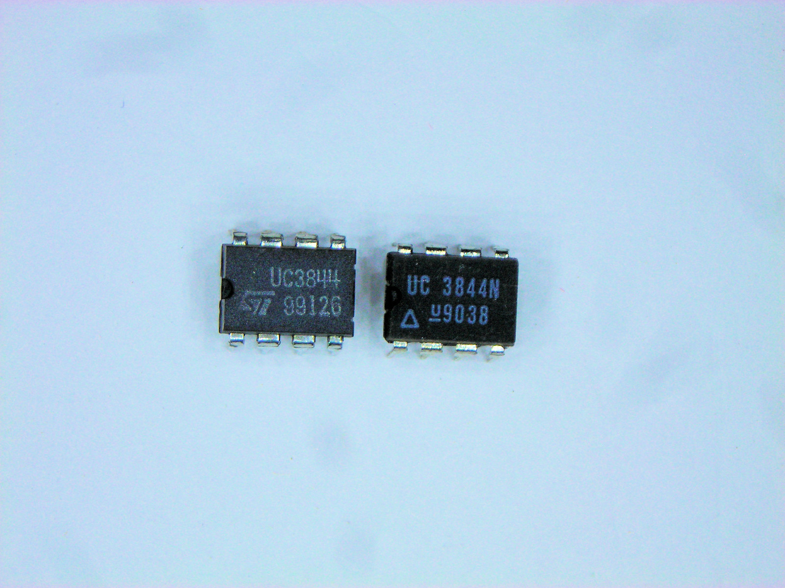 UC3844 “Original” ST 8P DIP IC 2 pcs