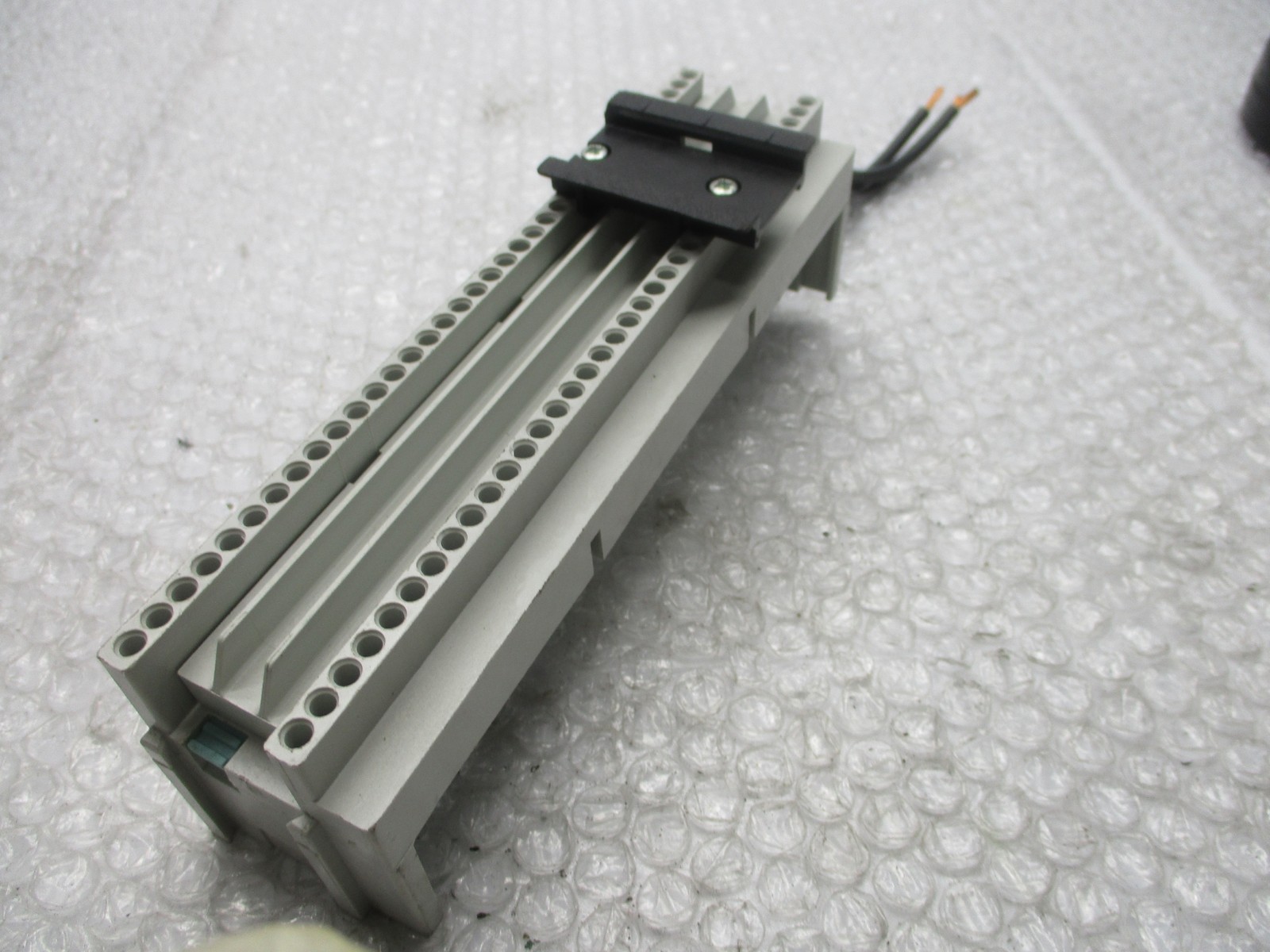 SIEMENS 8US1251-5DM07 ADAPTER UNMP