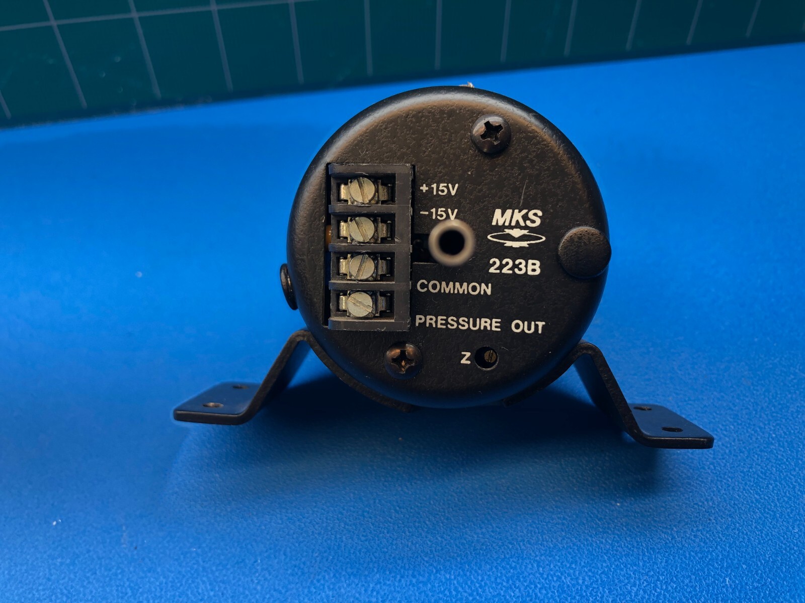 MKS 223B Pressure Sensor